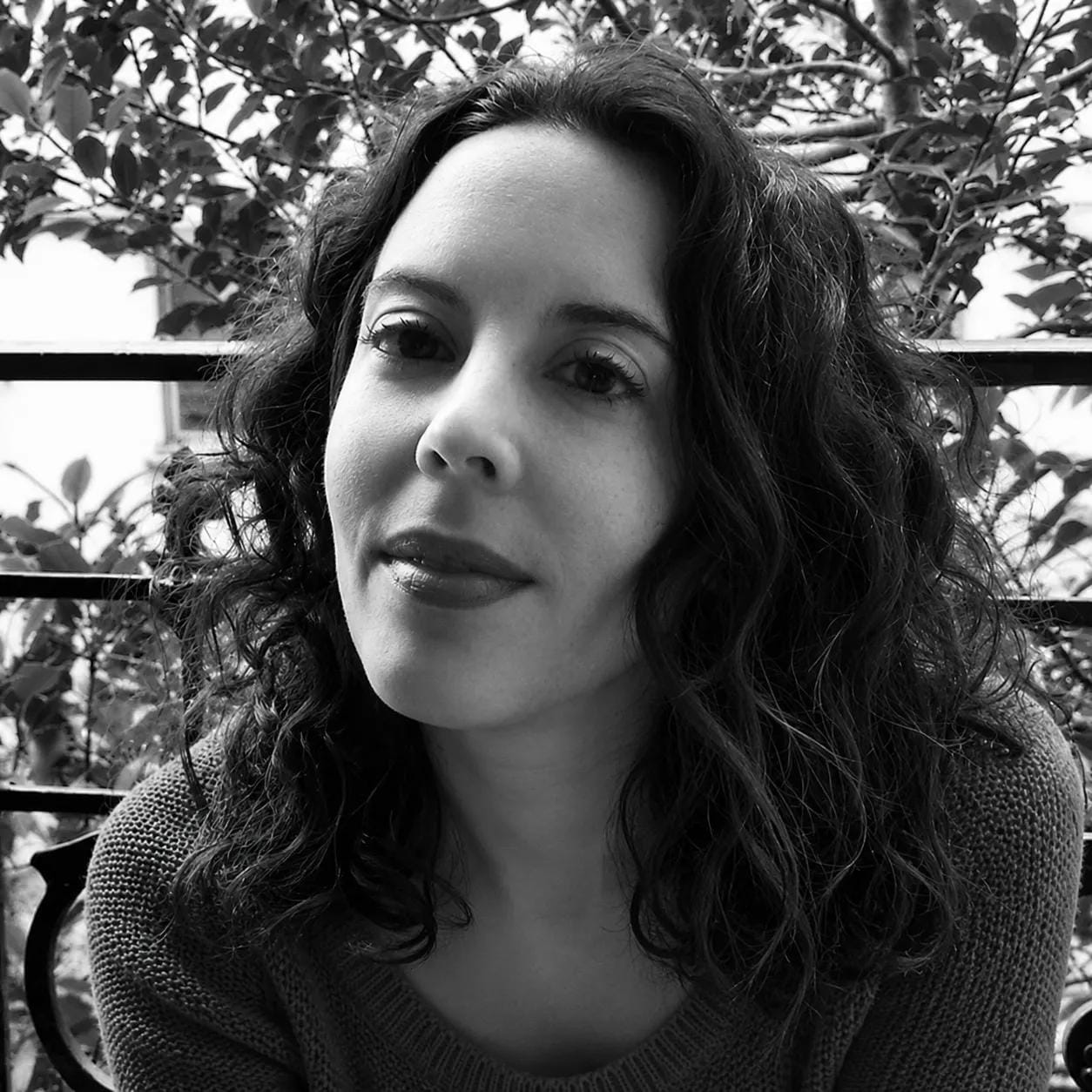 Portrait de Julie Tisserant, autrice et alpha/bêta-lectrice